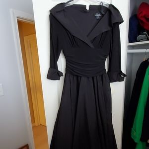 Cocktail dress size 4 NWT